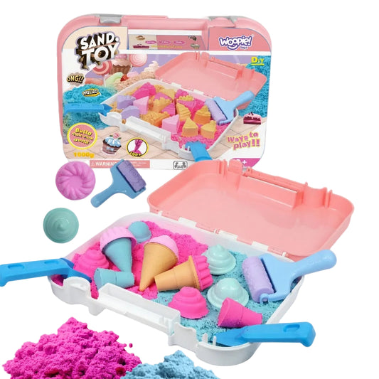 Kinetic Sand Iskrembutikk – sensorisk sandsett på 1 kg med koffert, former og tilbehør